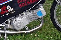500 ccm Motor der Speedwaymaschine, beim Lauf zur LMMV & OBC am 27.06.09 im Stralsunder Speedway-Stadion  Paul-Greifzu  des MC Nordstern