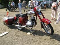 Motorrad JAWA 125 mit Anhnger PAv 41 aus dem Landkreis Nordwestmecklenburg beim 8. Oldtimertreffen Hagenow 30.08.2009