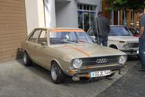 Audi 80 bei der Old- und Youngtimerausstellung des MC Hnfeld am 30.08.2009 in 36088 Hnfeld 