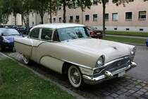 Packard Clipper Super (Bj. 1955,) August 2009