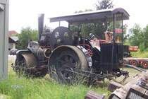 Diese Dampfwalze steht in Treibach-Altenhofen und war ein herrliches Gegenst�ck zu den Schmalspurdampfern