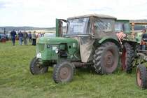 Deutz D3005 beim Oldtimertreffen des  Deutz-Club Allmus  am 30.08.2009 in Hofbieber-Allmus 

