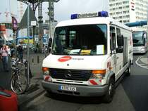 MB 815D Entstrdienst der Rhein-Energie am Klner Hbf.(01.09.2007)