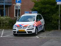 Neue Volkswagen Golf Politie Hollands-Midden fotografiert in Leiden Augustus 2009.