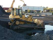 08.09.09,CAT-Raupe in Wanne Eickel.