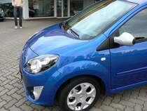 Nicht zu bersehen der Schriftzug  GT  an der Frontschrze.