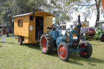 Lanz mit angehngtem Schferwagen beim Oldtimertreffen des  Deutz-Club Allmus  am 30.03.2009 in Hofbieber-Allmus 