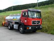 MAN Milchlaster Nr.428 der CJ abgsetellt in Tramelan am 05.09.2009