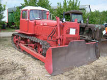 Planierraupe DT75 war zu Gast beim Schleppertreffen in Rottelsdorf