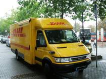 Klein - Transporter IVECO 65 C14 HPI der DHL Zustelldienst
in Dortmund.(06.09.2007)
