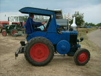 Diese alte lanz macht sich am Samstag Abend wieder auf die Heimfahrt vom Rottelsdorfer Schleppertreffen