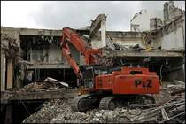 HITACHI ZAXIS 500 von P&Z ABBRUCH. Kaufpreis diese 50t Baggers liegt bei �ber 150.000.- Euro. (14.09.2009) 