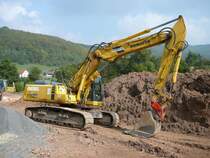 Komatsu PC240 der Firma Giebel auf einer Baustelle bei Wallings/Rh�n am 20.09.2009