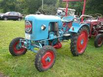 Eicher EKL 15 II B steht beim 4. Tanner Bulldog- und Oldtimertreffen am 20.09.2009 in Tann/Rh�n 