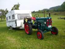 Hanomag R 16 (JM 59) mit angeh�ngtem Wohnwagen steht beim 4. Tanner Bulldog- und Oldtimertreffen am 20.09.2009 in Tann/Rh�n 