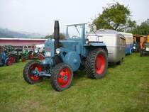 Ursus mit angeh�ngtem Wohnanh�nger ist Gast beim 4. Tanner Bulldog- und Oldtimertreffen am 20.09.2009 in Tann/Rh�n 