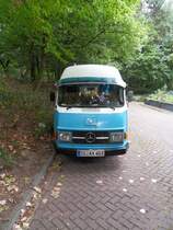 Mercedes Benz Caravan
