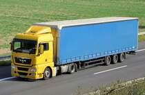 MAN TGX 440 am 22.09.2009 auf der A 61 Richtung K�ln.