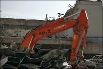 Impression von HITACHI und P&Z ABBRUCH der anderen Art. HITACHI ist der f�hrende Hersteller von Baggern auf der Welt. 

