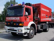 ATEGO1828(Last1) mit Technischem Einsatzcontainer der FF-Ried;090711