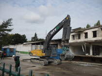 25.09.2009: Ein Volvo EC290CNL mit Sortiergreifer.