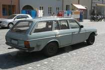 Mercedes-Benz W123 240TD, April 2009