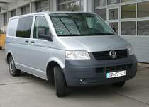 VW T 5 der Bundespolizei als Hundef�hrerfahrzeug steht am Tag der offenen T�r bei der Bundespolizeiabteilung H�nfeld anl. des 50-j�hrigen Standortjubil�ums am 13.09.2009 in 36088 H�nfeld 