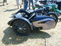 Alte AWO mit Beiwagen auf dem Treffen in Bocka