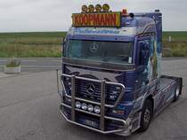 MB-Zugmaschine  Polarstern   wartet am Hafengel�nde in Cuxhaven seiner weitern Verwendung; 090828