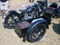 Diese alte AWO mit Lastenbeiwagen war beim treffen in bocka mit dabei