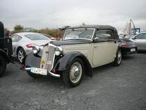 ein DKW Front Luxus Cabriolet Typ F 5 - 700 ausgestellt beim 1. Fuldaer Autotag am 04.10.2009 auf der Fulda-Galerie
