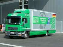 MAN-TGL12.240 f�r Bestattungsbedarf,Friedhofstechnik parkt vor den Toren der Rieder Messe anl�sslich der Devota09;090927