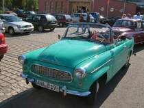 Skoda Felicia auf dem Parkplatz vor der Zwnitztalhalle in Burkhardtsdorf im rahmen der Rundfahrt durchs Erzgebirge