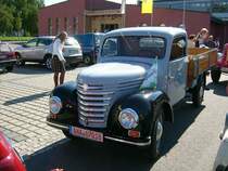 Framo V901/2 auf Werbetour fr den neuen Erzgebirgskreis zu Gast vor der Burkhardtsdorfer Zwnitztalhalle.