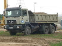 MAN F2000 mit Meiller Kippbr�cke.