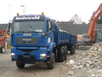 MAN TGA D20 Commonial mit Meiller Kipp-Br�cken-Gliederzug.