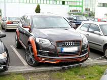 Dieser genial gestylte Q7 stand am 19.09.07 vorm Globus-Markt in Chomutov