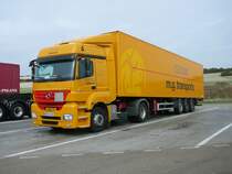 MB Axor 1840 der Spedition GEODIS auf einem Rastplatz an der A 4 Metz - Paris am 09.10.09