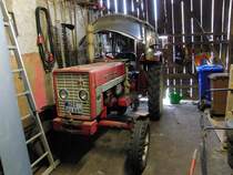 kleiner IHC, fr die Brennholzbearbeitung angeschafft.Hat noch schmale Reifen, weil er in der Landschaftspflege eingesetzt wurde.