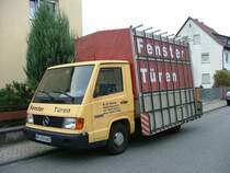 Mercedes-Benz 100D Glaserauto (07.10.09, Bensheim).