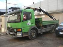 MB Atego 815 mit Palfingerkran abgestellt in Erfurt am 13.10.2009