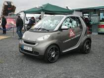 Smart mit  Fllung  prsentiert beim 1. Fuldaer Autotag am 04.10.2009 im Ausstellungsgelnde  Fulda-Galerie 