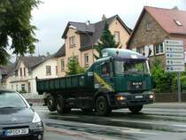 MAN F2000 Abrollkipper (08.07.09, Bensheim).