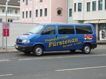 VW T 4 des Flughafentransferbetreibers FRSTENAU am 14.10.2009 in Werneck