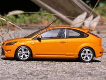 Minichamps Ford Focus ST, Seitenansicht.