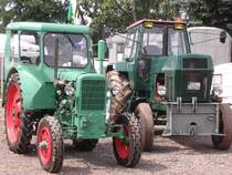 Lachtaube RS 04/30 und ein ZT300 mit Anbauplatte fr den Leichten Seitenrumer beim Lugauer Bulldogtreffen 2007