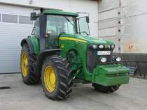 John Deere 8320 der Agrar-Produktion Niederzimmern aus 99428 Niederzimmern gesehen am 21.10.2009