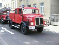 Ein TLF 15 auf H3A-Fahrgestell, dahinter der technische Nachfolger S4000-1 mit DL25 in Wurzen, 22.09.07