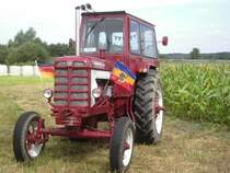 Universal 650 auf dem elnde des landwirtschaftsmuseum in Alt-Schwerin
