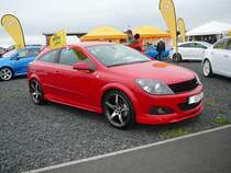 Opel Astra beim 1. Fuldaer Autotag am 04.10.2009 im Ausstellungsgelnde  Fulda-Galerie  
